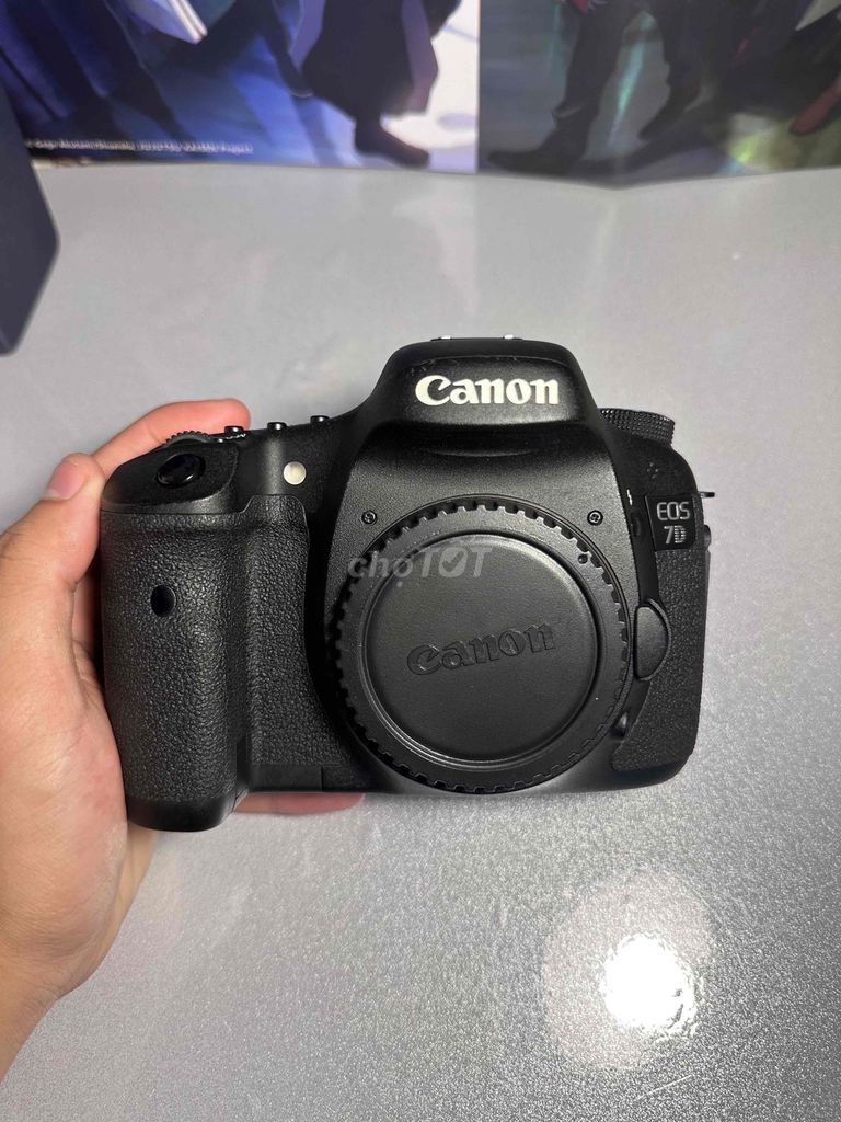 Máy ảnh Canon EOS 7D Likenew. Mua bán Máy ảnh, Máy quay tại Huyện Gia Lâm Hà Nội được đăng bởi Nguyễn Xuân Lâm hình 1