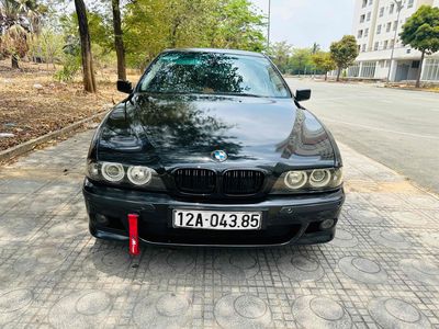 Cần bán BMW 525i 2002 zin nguyên bản