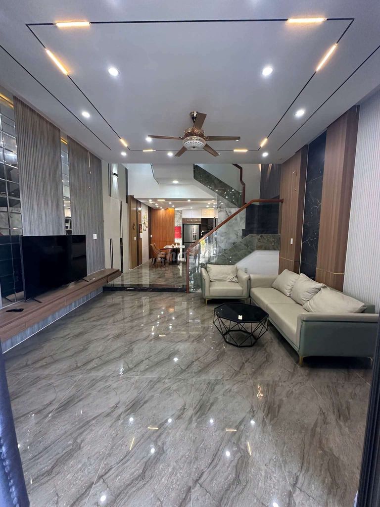 Rent · 3 bd · 100 м² · Quận Liên Chiểu, ул. Đường Hòa Minh 19