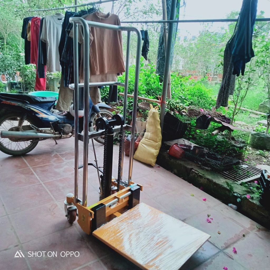 XE NÂNG HÀNG MINI 400KG THANH LÝ KHO ĐẦU NĂM. Mua bán Đồ chuyên dụng, Giống nuôi trồng tại Huyện Bình Xuyên Vĩnh Phúc được đăng bởi xenangcongnghiep hình 1