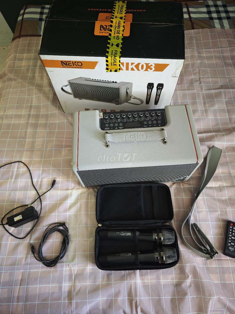 kẹt tiền bán Loa karaoke Neko NK03 Trắng full hộp. Mua bán Tivi, Âm thanh tại Huyện Xuyên Mộc Bà Rịa - Vũng Tàu được đăng bởi Nguyễn Huy Hiệu hình 1