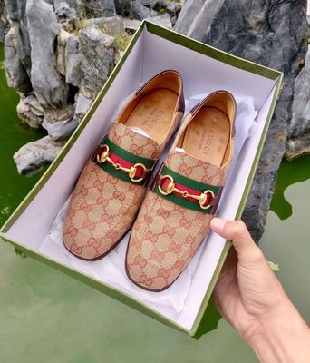 Giày lười nam Gucci chính hãng🍀🇻🇳. Mua bán Giày dép tại Quận Cầu Giấy Hà Nội được đăng bởi Tuấn Anh Phùng