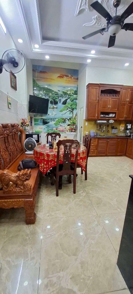 Siêu phẩm xây ở 5x16m đường 8m Trần Thị Năm gần trường Trần Quang Khải