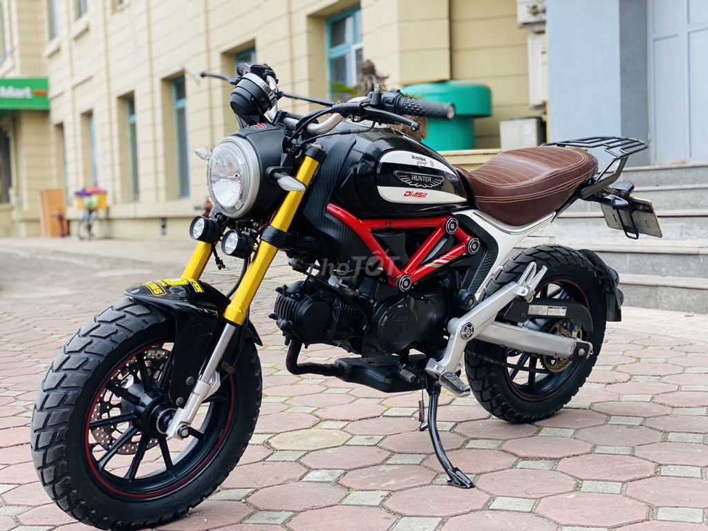 DUCATI HUNTER 110FI NGUYÊN BẢN CHÍNH CHỦ BIỂN 29. Mua bán Xe máy tại Quận Cầu Giấy Hà Nội được đăng bởi A Nam hình 1