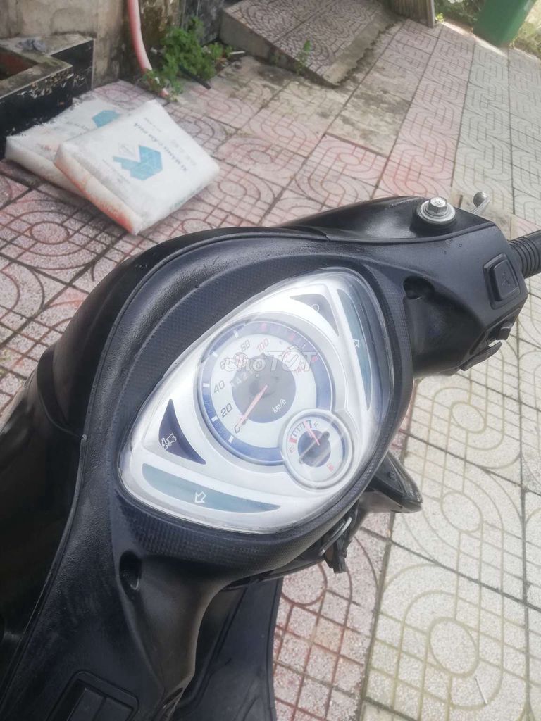 Atila dĩa bay .máy êm bao mạnh.. Mua bán Xe máy tại Huyện Bình Chánh Tp Hồ Chí Minh được đăng bởi Kieu hình 6