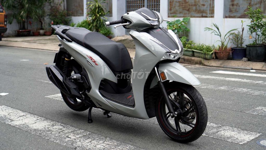 Honda SH350i Xám Xi Măng - Máy Thái - Biển SG