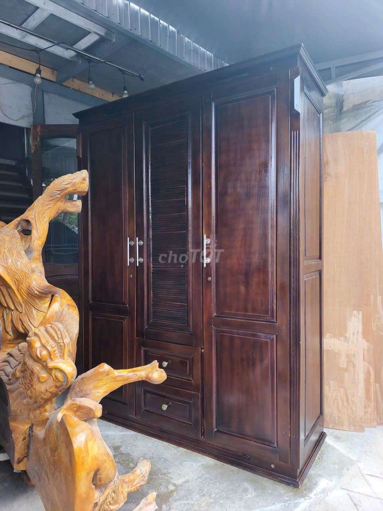 Tủ quần áo Gỗ Nâu 3 cánh 2 ngăn kéo. Mua bán Tủ, kệ gia đình tại Quận Cẩm Lệ Đà Nẵng được đăng bởi Thái phiên  hình 1