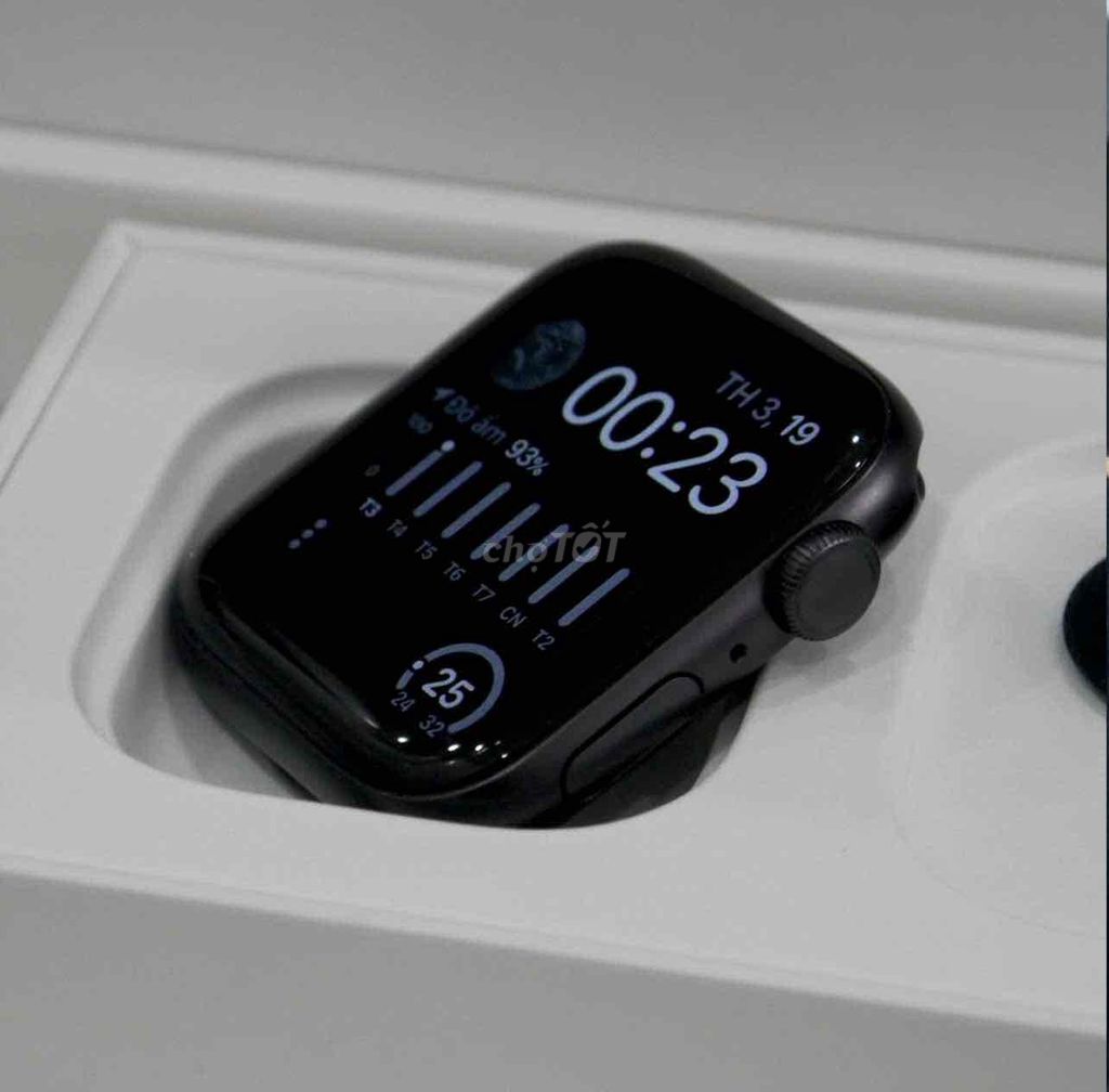 Apple Watch Series 5 Đen 44mm. Mua bán Thiết bị đeo thông minh tại Thành phố Thủ Dầu Một Bình Dương được đăng bởi Trịnh Quốc Cường hình 1