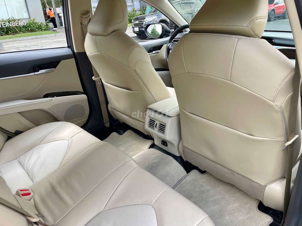 TOYOTA CAMRY 2.0G  31000 km. Mua bán Ô tô tại Thành phố Thủ Đức Tp Hồ Chí Minh được đăng bởi Ms Hiệp  hình 14