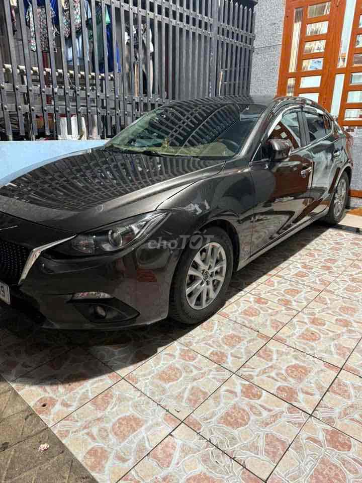 Mazda 3 2016 1.5 AT Sedan - 66000 km