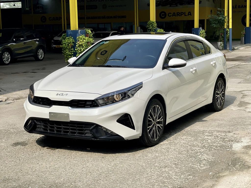 Kia K3 Luxury 1.6AT 2022