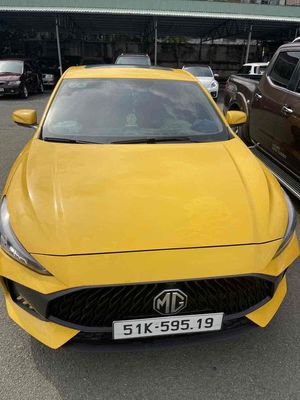 MG MG5 2022 Luxury - 12000 km