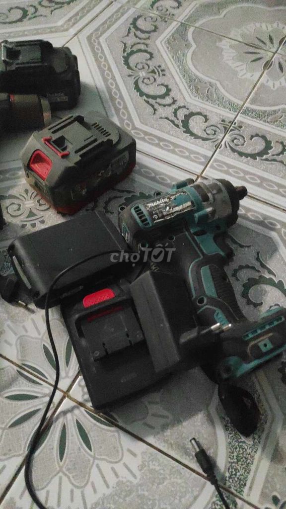 Máy siết bu lông Makita Xanh Đen. Mua bán Đồ chuyên dụng, Giống nuôi trồng tại Thành phố Nha Trang Khánh Hòa được đăng bởi THI CÔNG NỘI THẤT hình 1