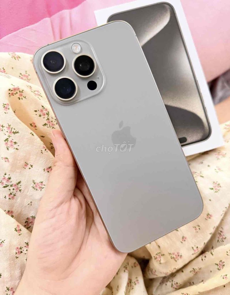 15 Pro Max 256GB Quốc Tế Bản VN/A Khay Sim Mơi 99.. Mua bán Điện thoại tại Thành phố Thuận An Bình Dương được đăng bởi Ngọc Mai hình 1
