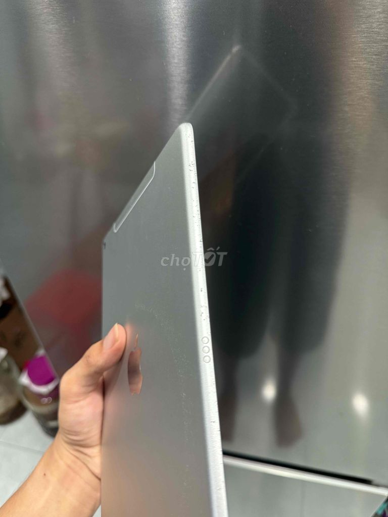 iPad Air 3 có 4G pin 93