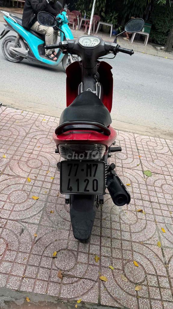 Jupiter 2004 thái chất êm ru liền lạc sạch sẽ. Mua bán Xe máy tại Huyện Bình Chánh Tp Hồ Chí Minh được đăng bởi CH HƠN PHÁT CHUYÊN MUA BÁN XE CŨ MỚI hình 4