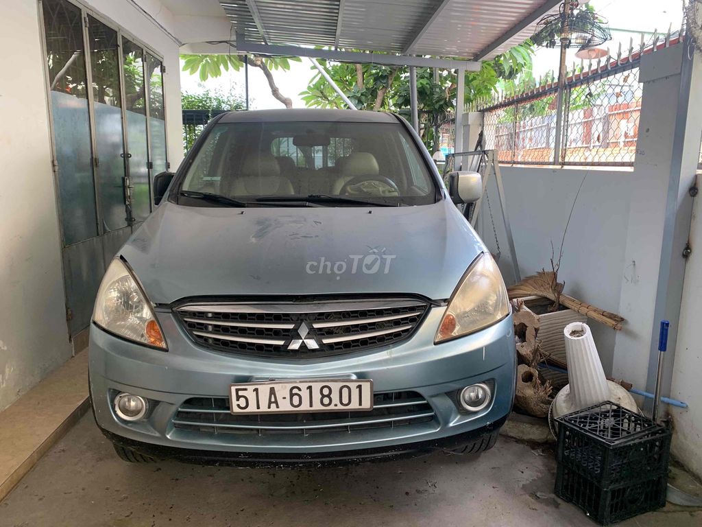 Mitsubishi Zinger 2009 механика зелёный