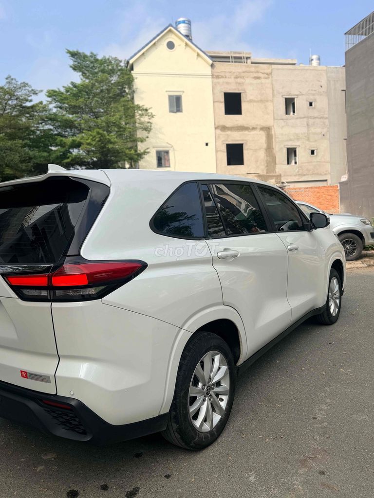 Toyota Innova cross 2024 V cao cấp 1 chủ zin đẹp. Mua bán Ô tô tại Thành phố Thuận An Bình Dương được đăng bởi Kim Nam Auto Tom  hình 5