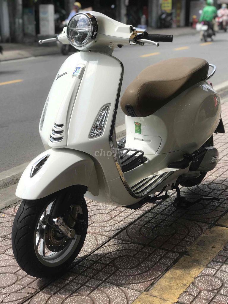 VESPA SPRINT 2021 LED IGET BSTP - SIÊU KENG - GÓP. Mua bán Xe máy tại Quận 8 Tp Hồ Chí Minh được đăng bởi XE MÁY NGUYỄN MINH SƠN hình 2