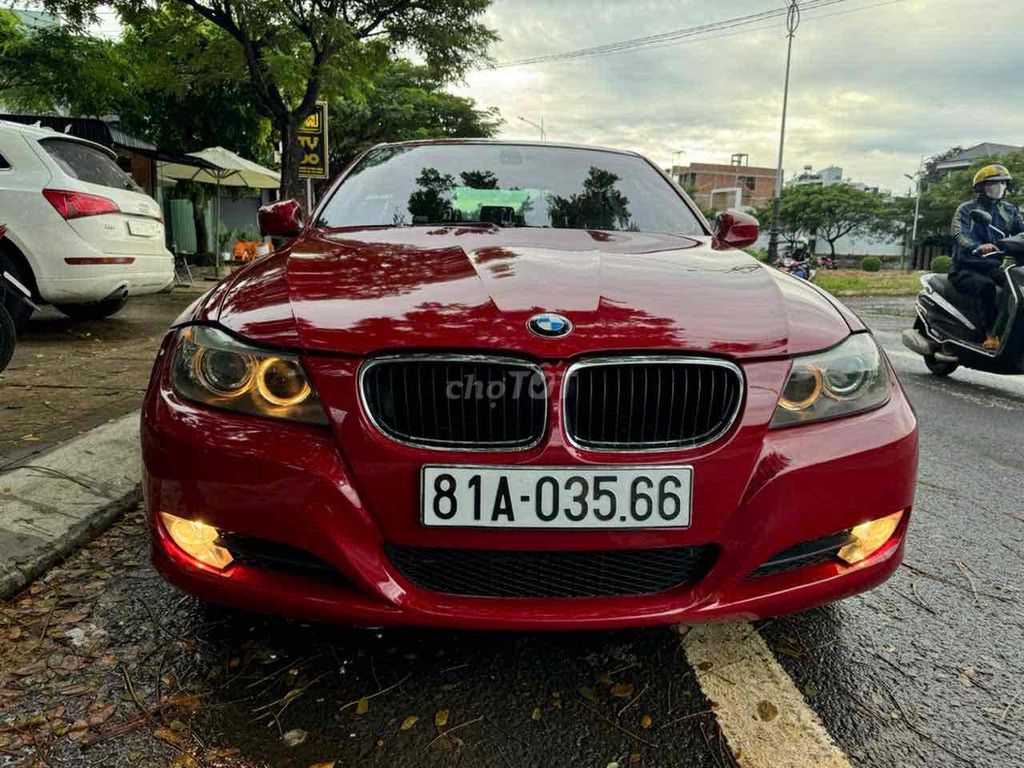 BMW 320i -nhập Đức