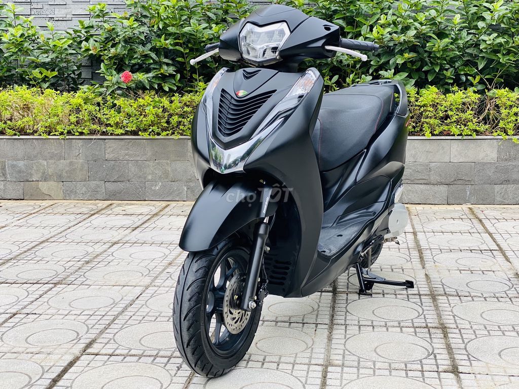 HONDA LEAD 125 ĐÈN LED ĐEN NHÁM 2024 LƯỚT. Mua bán Xe máy tại Quận Cầu Giấy Hà Nội được đăng bởi Đạt Bùi hình 1