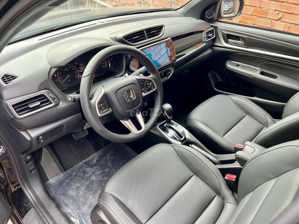 Honda BR-V 2025 L - 7 km như xe mới 100% -Gần 7 đ.. Mua bán Ô tô tại Quận 7 Tp Hồ Chí Minh được đăng bởi hồ tấn anh hình 4