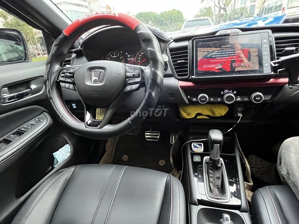 Honda City RS 2024 Trắng 14200 km. Mua bán Ô tô tại Quận Hải Châu Đà Nẵng được đăng bởi lê quốc huy hình 4