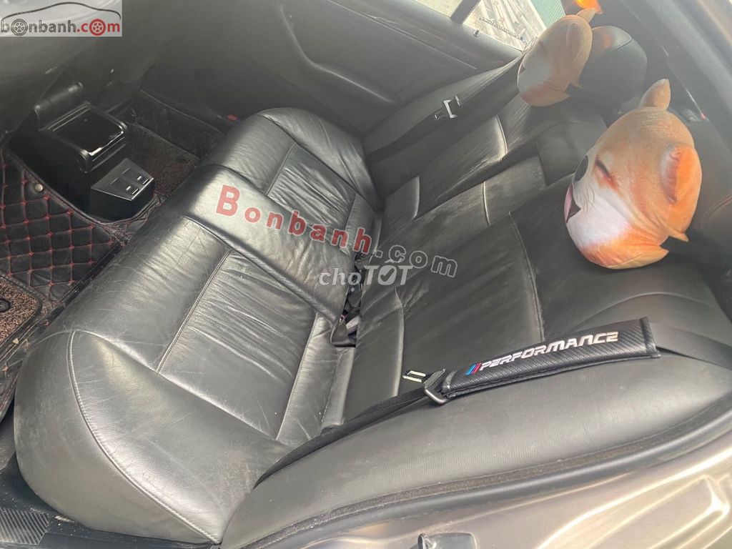 bmv 318 đời cuối 2004. Mua bán Ô tô tại Quận Long Biên Hà Nội được đăng bởi đào công huân hình 3