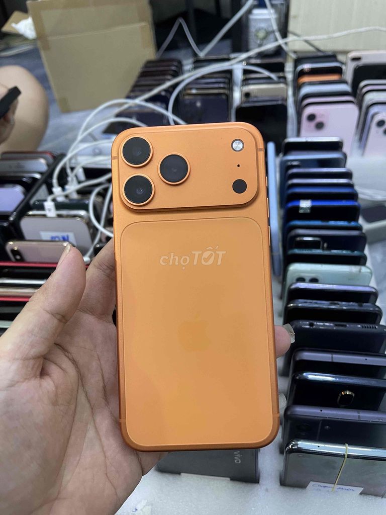 Apple iPhone 14 Pro Max 256GB Độ Vỏ 17. Mua bán Điện thoại tại Quận 4 Tp Hồ Chí Minh được đăng bởi Quốc Đạt 888 hình 1