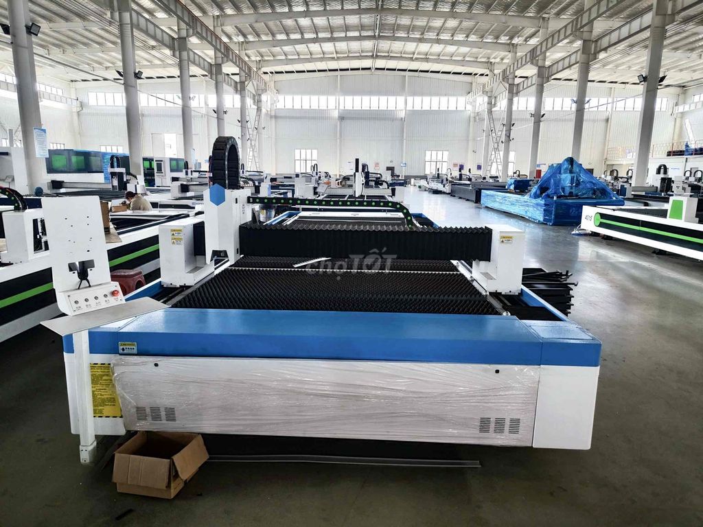 Máy cắt laser 3000w 6020 giá cực hời. Mua bán Đồ dùng văn phòng tại Thành phố Phúc Yên Vĩnh Phúc được đăng bởi MÁY MÓC CƠ KHÍ  hình 1