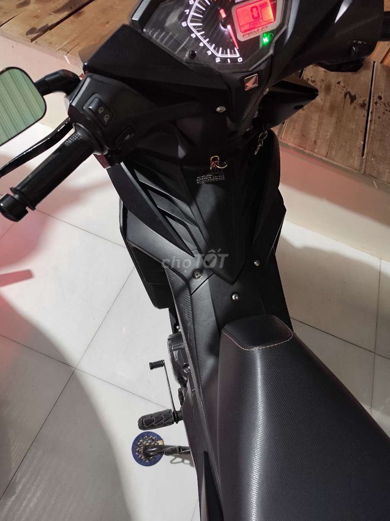 Honda Winner X Đen 24669 km. Mua bán Xe máy tại Huyện Thoại Sơn An Giang được đăng bởi Nguyễn Văn Lan  hình 2