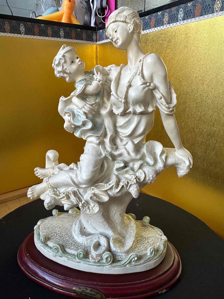 Tượng Decor Nhựa RISIN Italy Cao 25cm