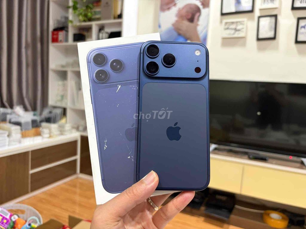 iPhone 17 ProMax 256G Blue FULLBOX APPLE 2027. Mua bán Điện thoại tại Quận Thanh Xuân Hà Nội được đăng bởi Nguyễn Huy Dũng hình 1