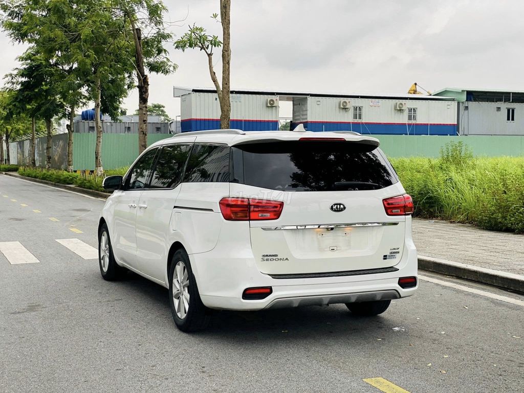 Kia Sedona 2021 2.2 DAT Luxury (Full dầu) 57k Km.. Mua bán Ô tô tại Thành phố Thủ Đức Tp Hồ Chí Minh được đăng bởi Đức Tứ Bánh hình 5