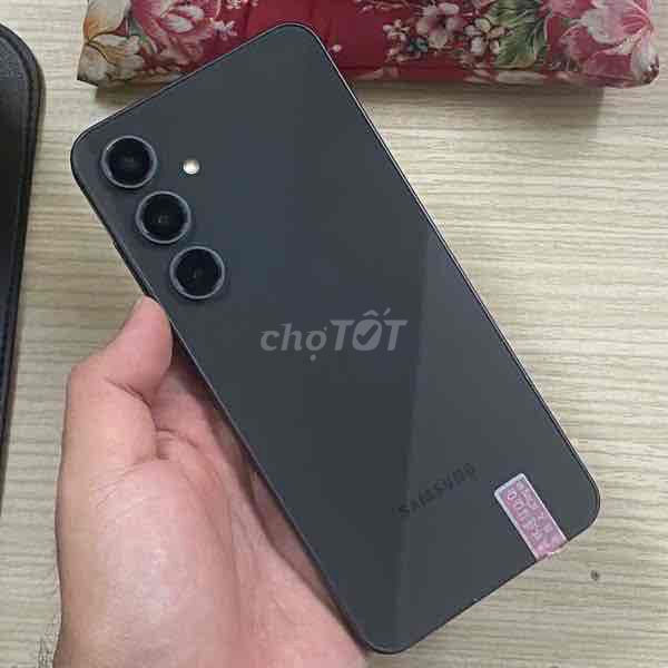 Samsung S24 FE 5G  zin đẹp 2 sim góp 0đ - giao lưu. Mua bán Điện thoại tại Quận Hải Châu Đà Nẵng được đăng bởi Điện Thoại Đà Nẵng  hình 1