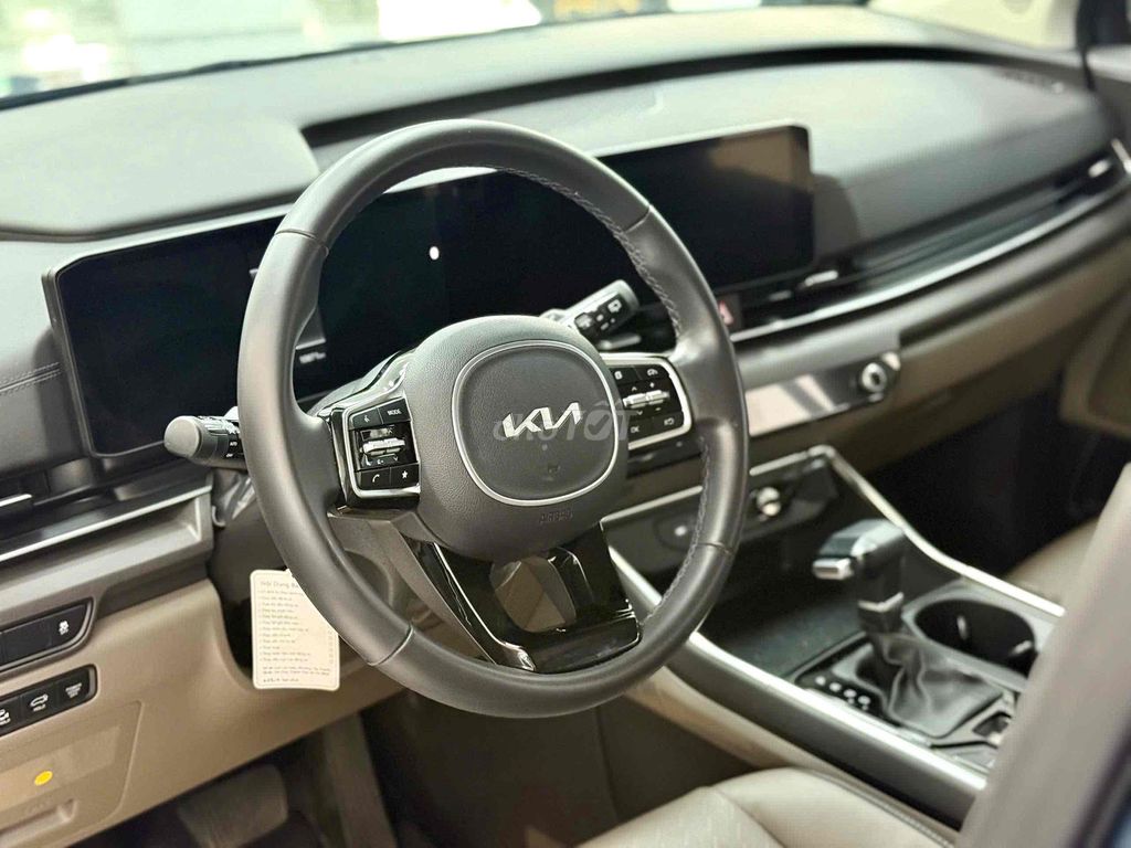🚘 Роскошный синий Kia Carnival 2024 2.2D — суперсерфинг
