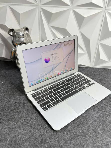 Apple Macbook Air 2015 I5 4GB/128GB. Mua bán Laptop tại Quận 1 Tp Hồ Chí Minh được đăng bởi Hội Đồ Điện Tử hình 1