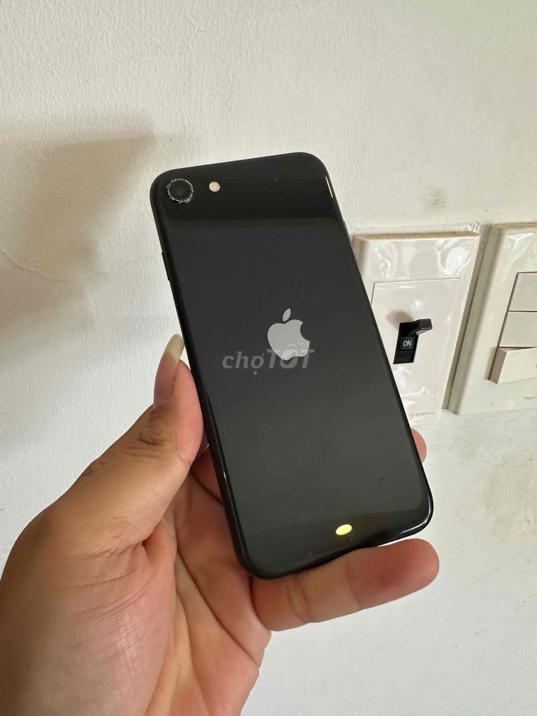 iPhone SE 2020 64G Lock Mĩ Xài Full Pin 100%. Mua bán Điện thoại tại Quận Bình Thạnh Tp Hồ Chí Minh được đăng bởi Minh hình 1