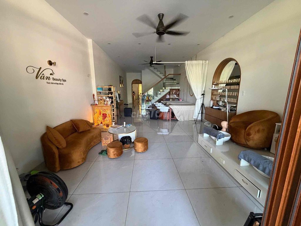 Аренда · 3 комн. · 100 м² · Quận Cẩm Lệ, ул. Đường Văn Tiến Dũng