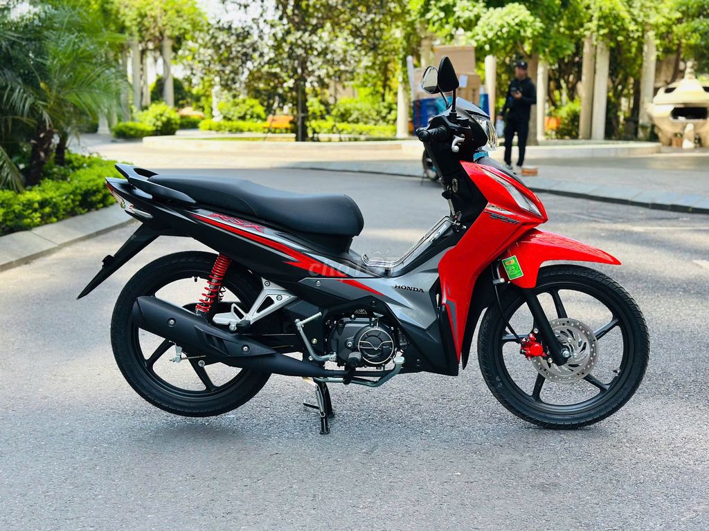 HONDA WAVE RSX FI MỚI ZIN CHẤT CHÍNH CHỦ TỪ ĐẦU.. Mua bán Xe máy tại Quận Đống Đa Hà Nội được đăng bởi Minh Khôi hình 6