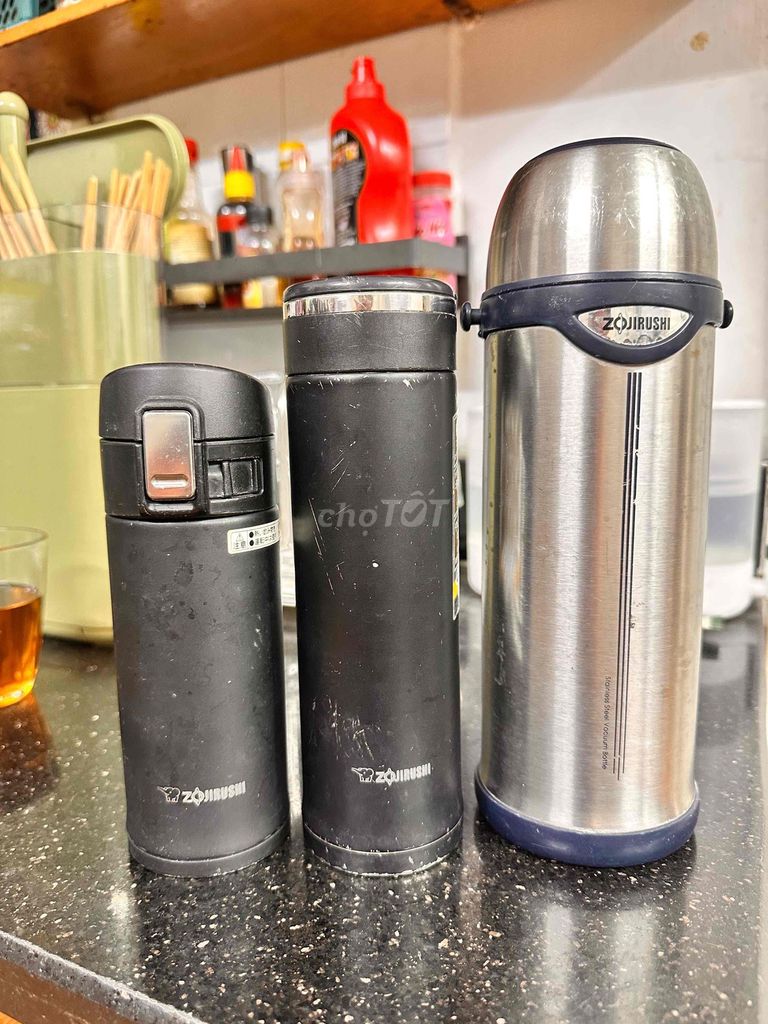 Bình giữ nhiệt Zojirushi Thép không gỉ. Mua bán Dụng cụ nhà bếp tại Quận Cầu Giấy Hà Nội được đăng bởi Ly hình 1