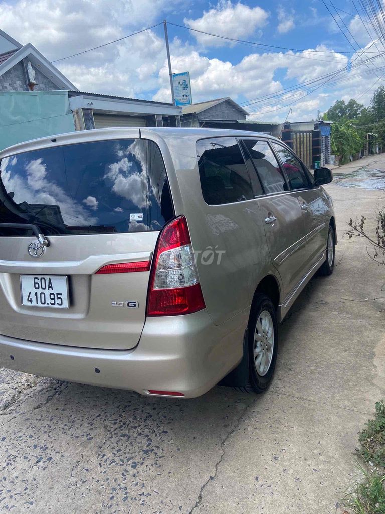 Innova 2014 số Tự động xe zin. Mua bán Ô tô tại Thành phố Biên Hòa Đồng Nai được đăng bởi Trần Quốc Bảo hình 6
