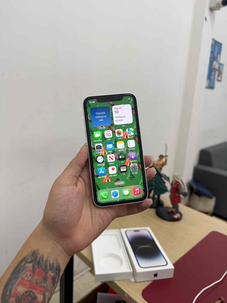 Apple iPhone Xr 64GB Trắng. Mua bán Điện thoại tại Quận Đống Đa Hà Nội được đăng bởi TP Hanoi Mobile hình 1
