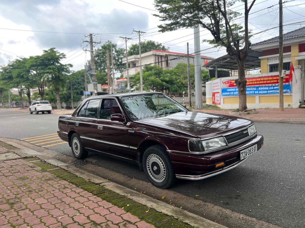 kẹt tiền bán rẻ mazda 929 vip chính chủ đk 3/2026. Mua bán Ô tô tại Thành phố Bà Rịa Bà Rịa - Vũng Tàu được đăng bởi Tuan hình 2