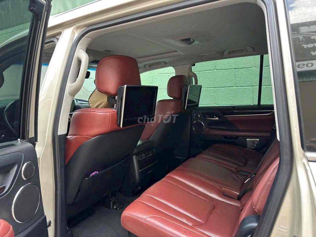 Lexus LX 2019 570 Super Sport - 45000 km. Mua bán Ô tô tại Quận 7 Tp Hồ Chí Minh được đăng bởi auto thanh tâm  hình 6