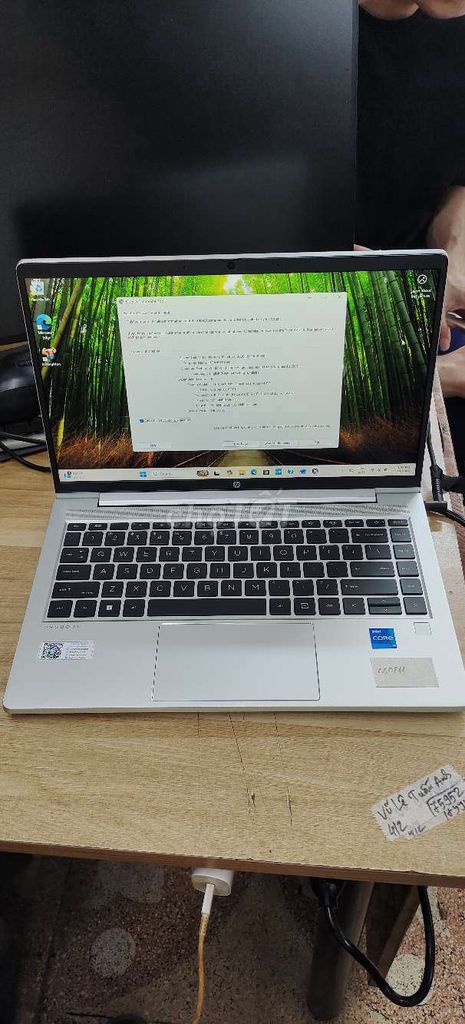 HP ProBook Vỏ Nhôm 440 G10 14 inch Bạc. Mua bán Laptop tại Quận Hai Bà Trưng Hà Nội được đăng bởi Cao Vinh 75 hình 1