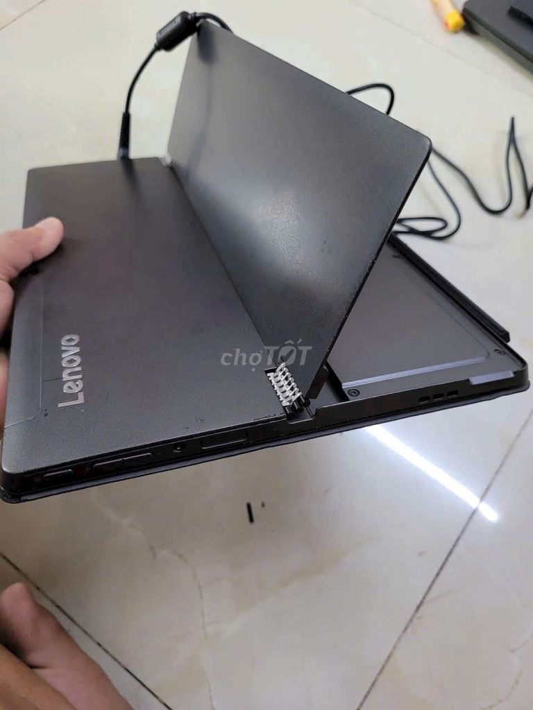 Lenovo MIX 2in1 i5 gen 8 11 inch Cảm ứng 8GB/128GB. Mua bán Máy tính bảng tại Quận Tân Phú Tp Hồ Chí Minh được đăng bởi VIET hình 1