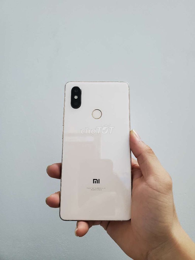 Xiaomi Mi 8 SE bị mực góc. Mua bán Điện thoại tại Quận Gò Vấp Tp Hồ Chí Minh được đăng bởi Bụi Phone hình 1
