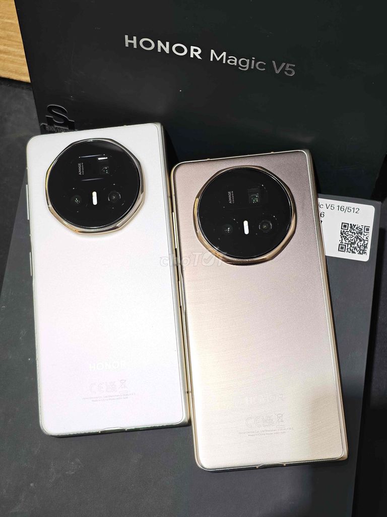 Honor Magic V5 16GB/512GB Trắng, Vàng. Mua bán Điện thoại tại Quận 10 Tp Hồ Chí Minh được đăng bởi Khánh Trần hình 1