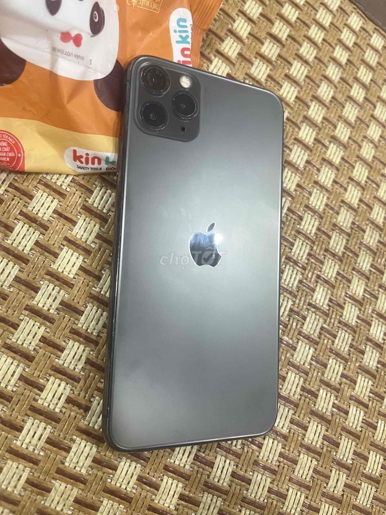 Apple iPhone 11 Pro Max Xám Like New. Mua bán Điện thoại tại Quận 12 Tp Hồ Chí Minh được đăng bởi Vu Thuy Hanh hình 1